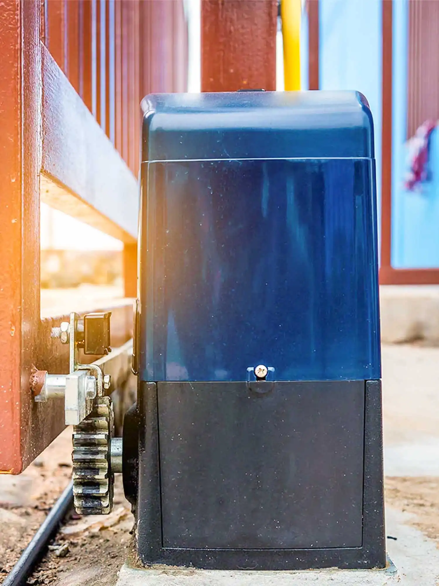 Installation porte automatique Paris OFIP Serrurerie automatisme PMR