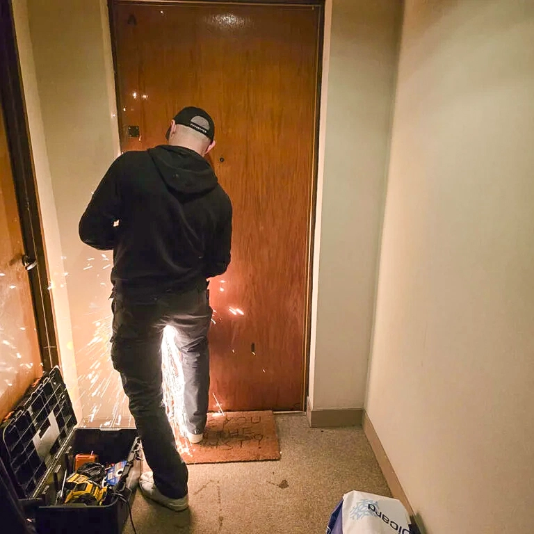 Dépannage serrurerie urgence Paris - intervention rapide OFIP Serrurerie 24h/24